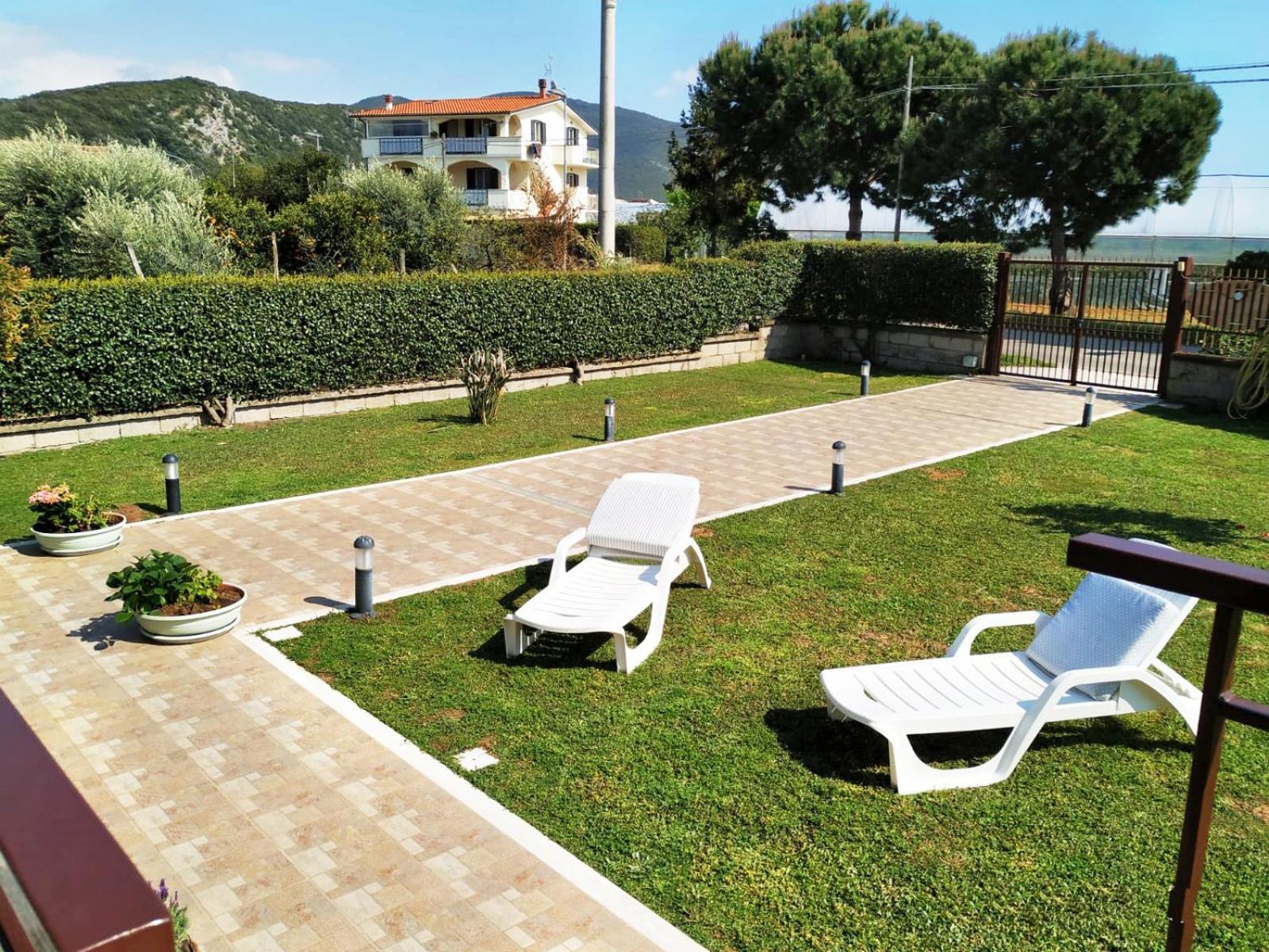 Rosa - Vertice Guest house *